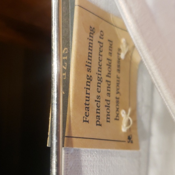 Nwt Democracy 2 & 6& 8 white Jeans ab technology - Picture 11 of 14